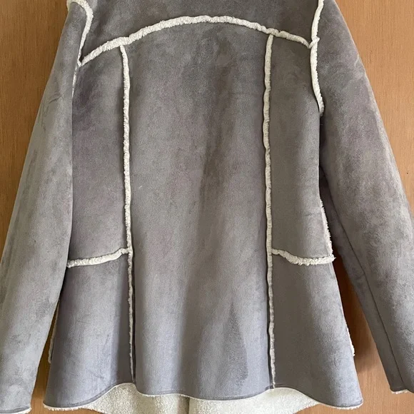 Vegan Sheepskin Coat. Saks Fifth Ave. Size M - Picture 5 of 5